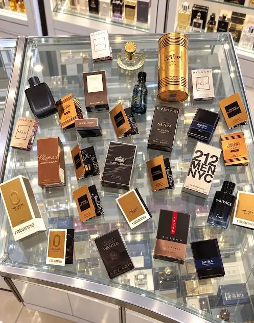 A saudade passa. Seu perfume favorito fica! 