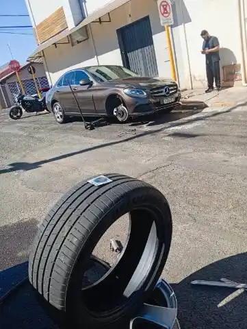 Reparo Pneu Furado no Local